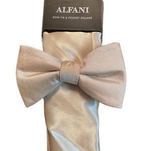 Alfani Bow Tie & Pocket Square (Beige)